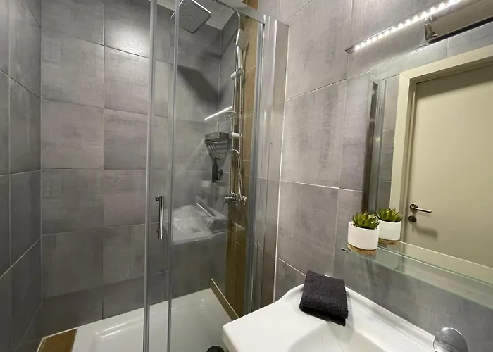 לינה וארוחת בוקר La Ferme Du Chateau - 2 Fontaine-l'Eveque