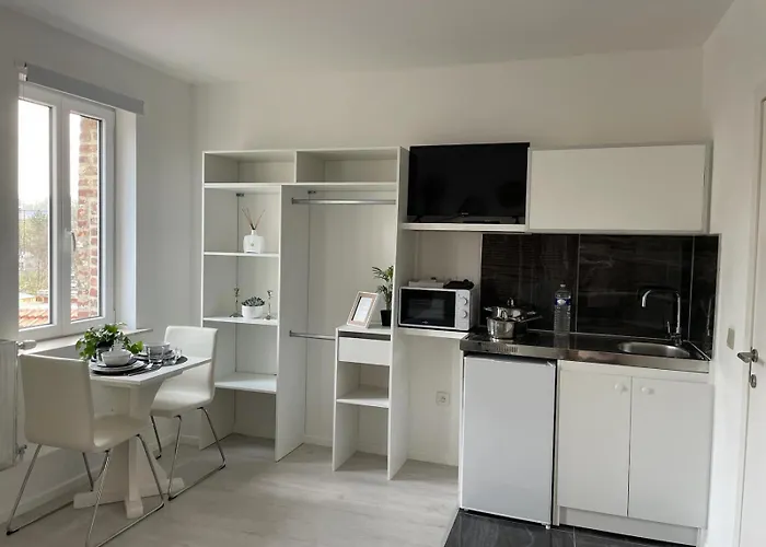 La Ferme Du Chateau - 2 Fontaine-l'Eveque